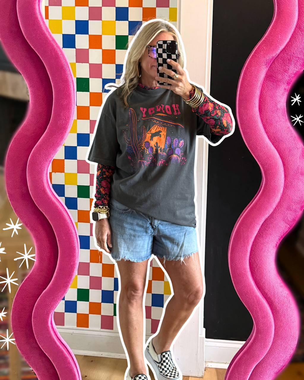 Howdy UFO Tee